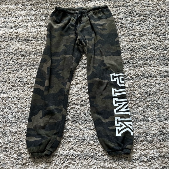 PINK Victoria's Secret Pants - Victoria’s Secret PINK Camouflage Pant
